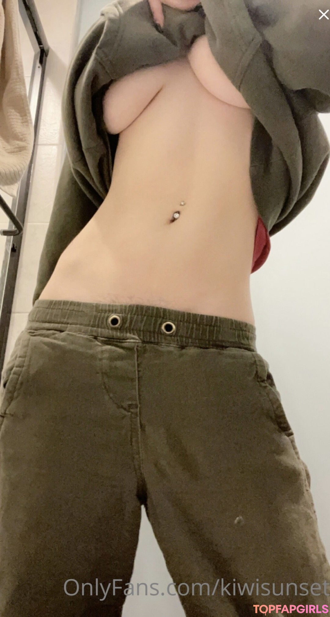 Naakte gelekte OnlyFans-foto van Kiwi Sunset #841