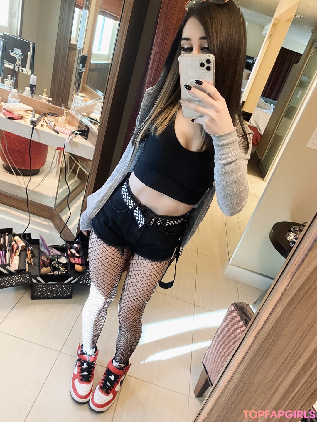 Naakte gelekte OnlyFans-foto van Kiwi Sunset #380