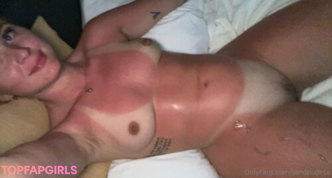Naakte gelekte OnlyFans-foto van Sendnudesx #725