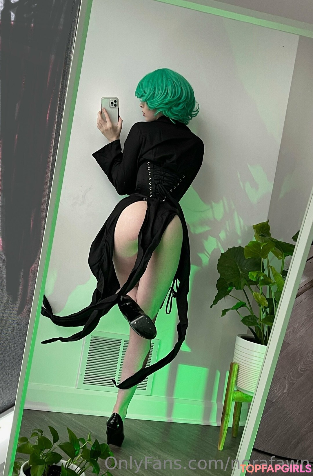 Naakte gelekte OnlyFans-foto van Norafawn #547