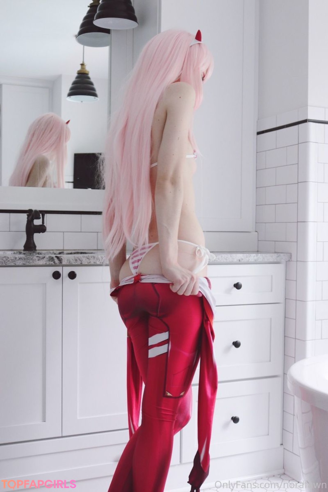 Naakte gelekte OnlyFans-foto van Norafawn #563