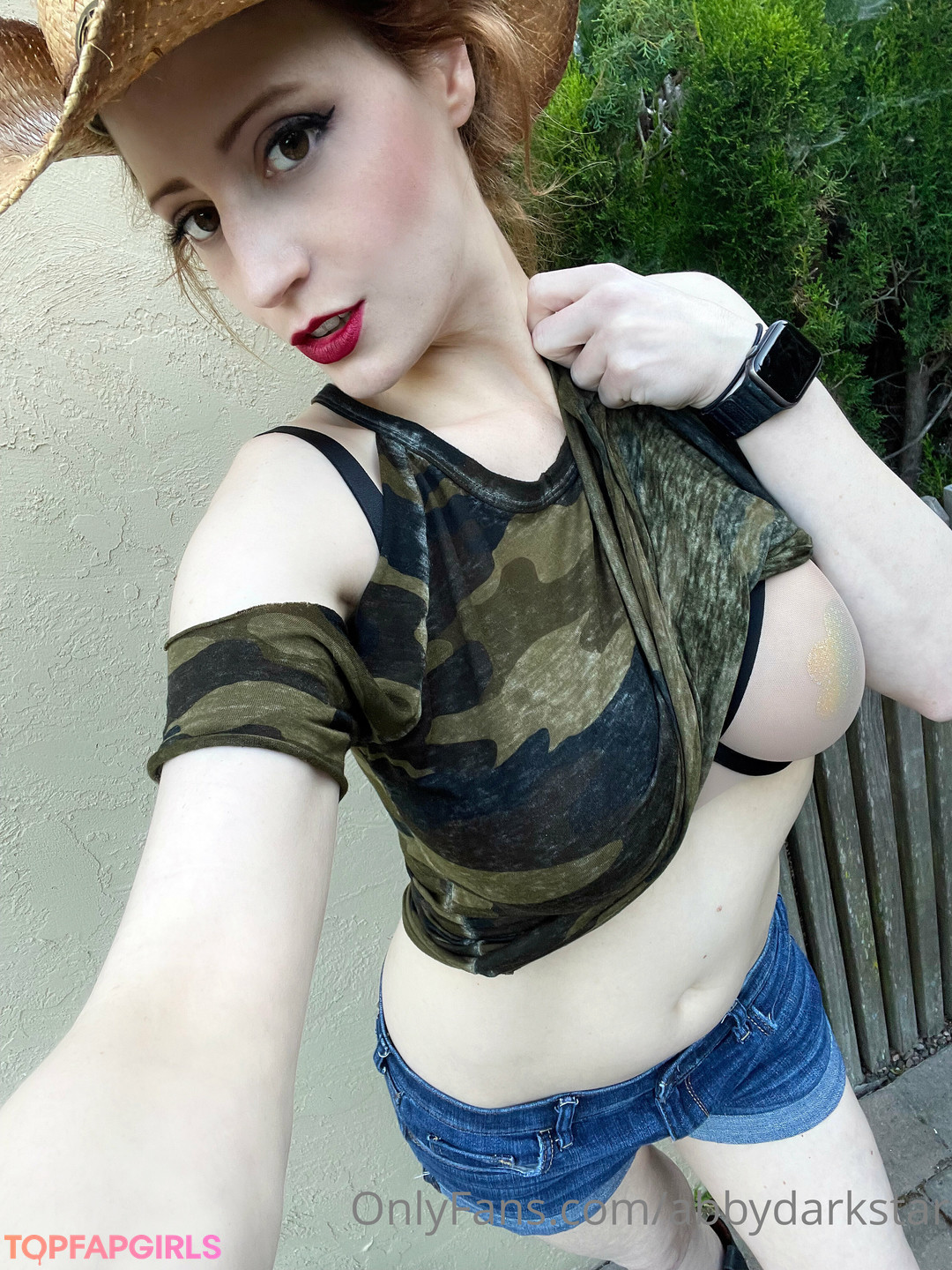 Naakte gelekte OnlyFans-foto van Abby Dark Star #580