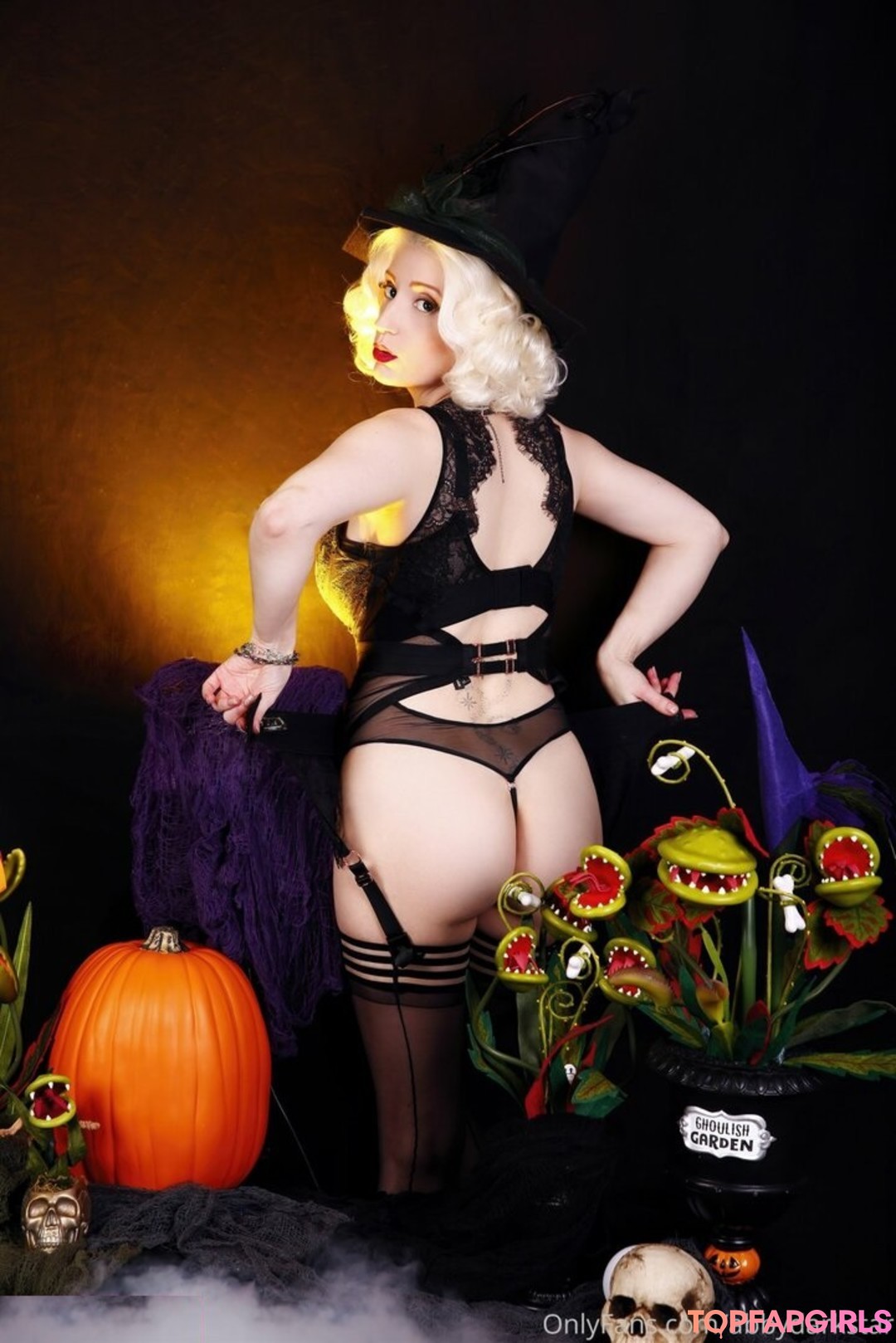 Naakte gelekte OnlyFans-foto van Abby Dark Star #785