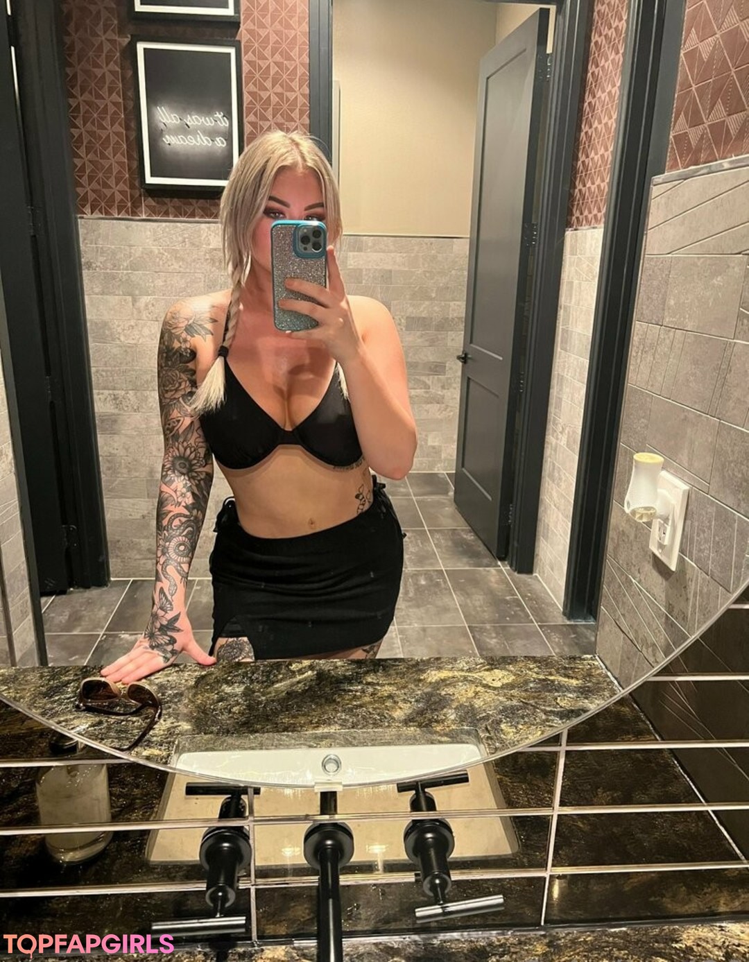 Naakte gelekte OnlyFans-foto van Ophelia O #136