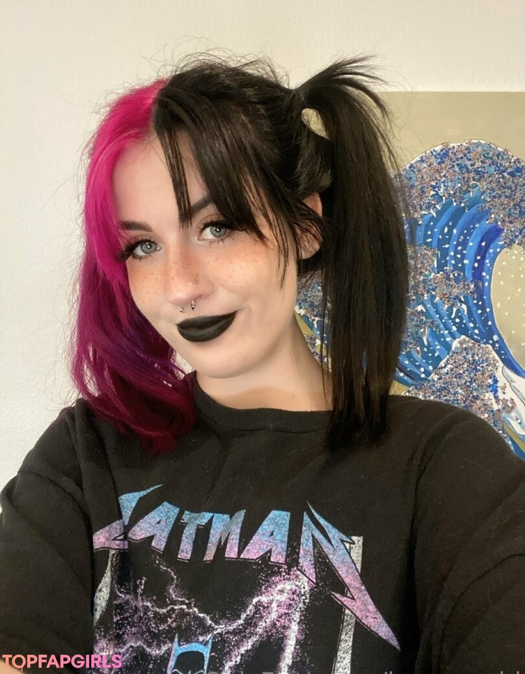 Naakte gelekte OnlyFans-foto van Lunasayshi #28