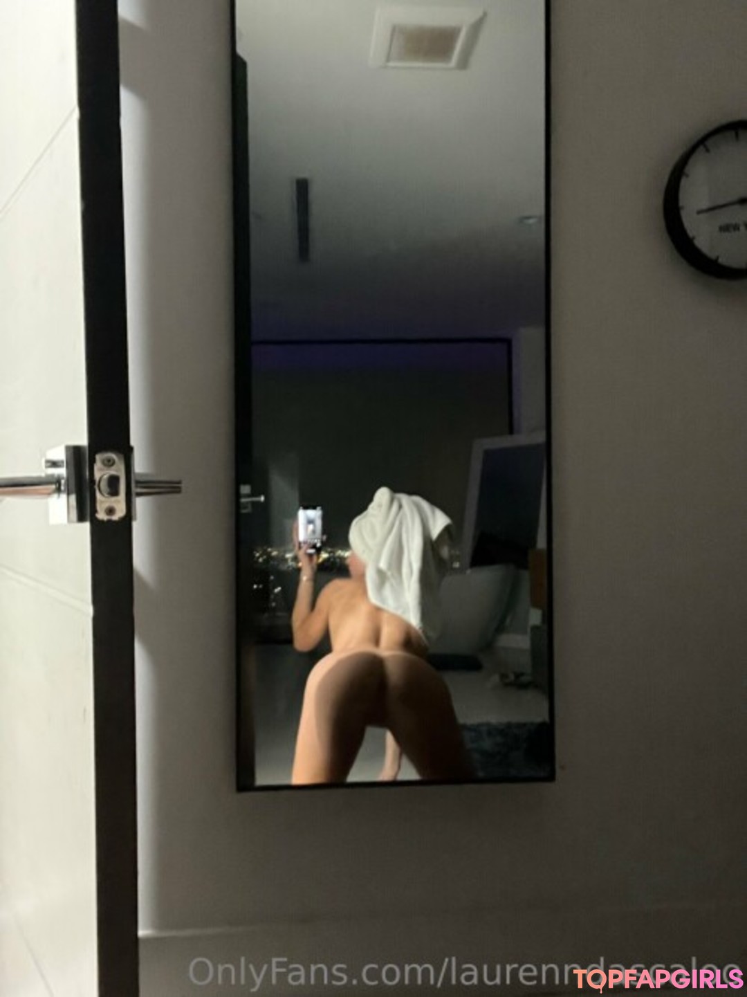 Naakte gelekte OnlyFans-foto van Lauren Dascalo #241