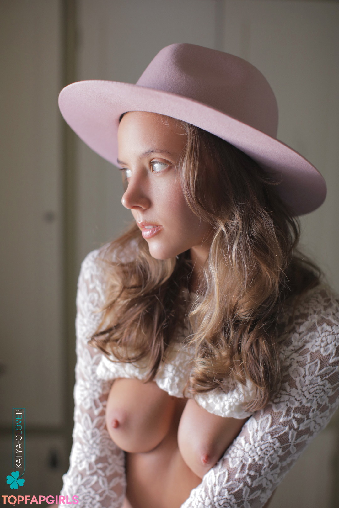 Naakte gelekte OnlyFans-foto van Katya Clover #472