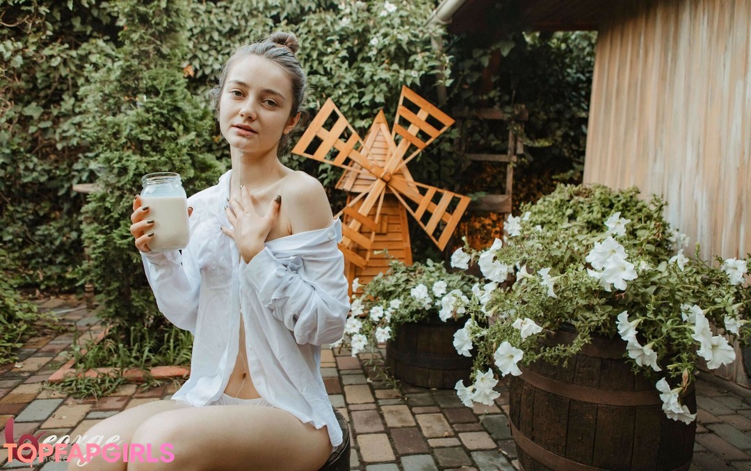 Naakte gelekte OnlyFans-foto van Anna Vlasova #577