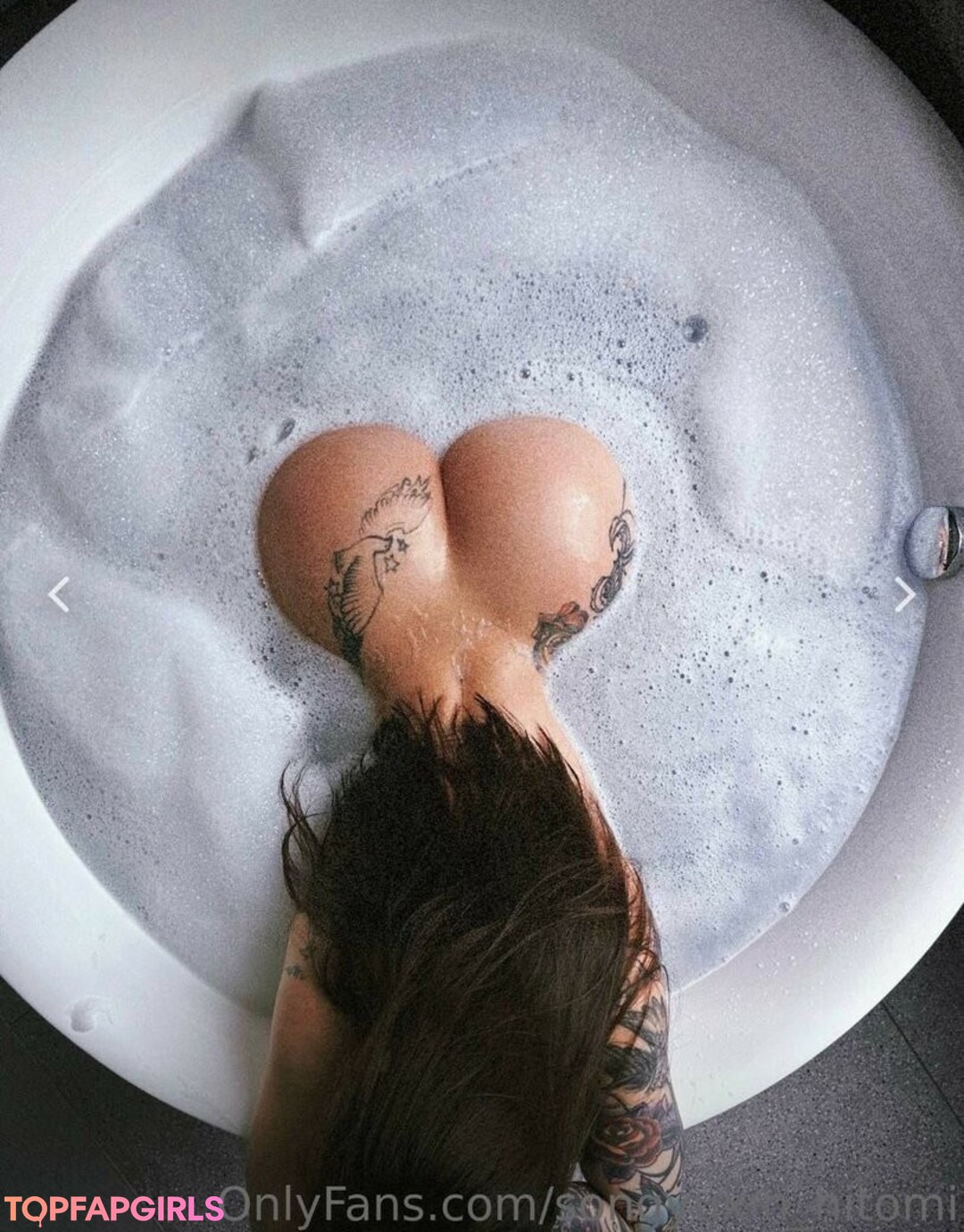 Naakte gelekte OnlyFans-foto van Hitomi Songyuxin #783