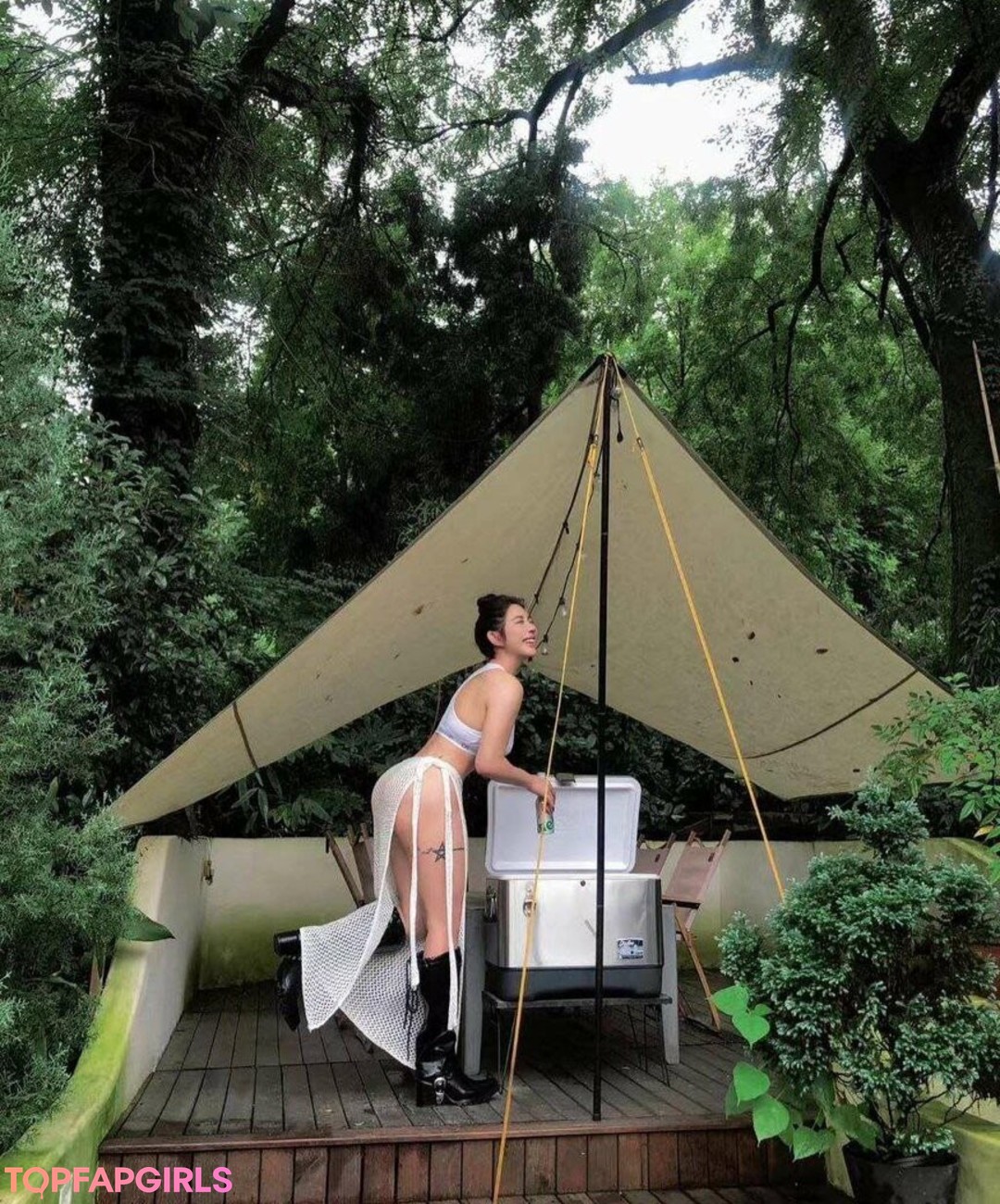 Naakte gelekte OnlyFans-foto van Hitomi Songyuxin #832