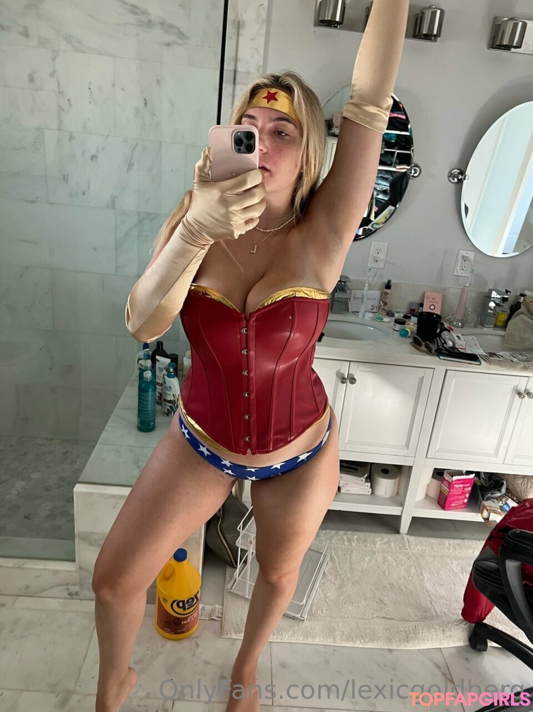 Naakte gelekte OnlyFans-foto van Lexi Cayla #229