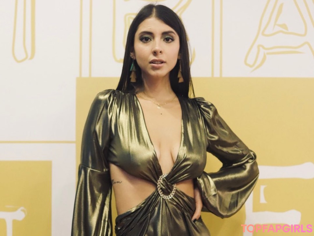 Naakte gelekte OnlyFans-foto van Camila Valencia #21