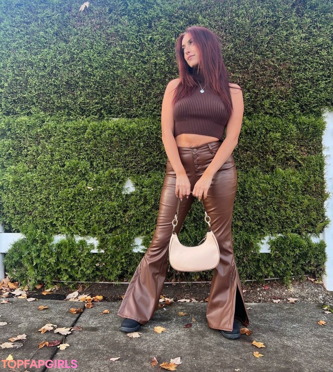 Naakte gelekte OnlyFans-foto van Layla Vee #50