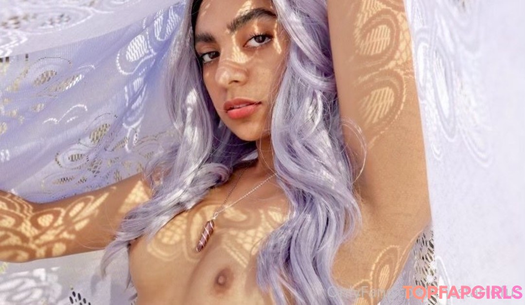 Naakte gelekte OnlyFans-foto van The Start Of Us #140