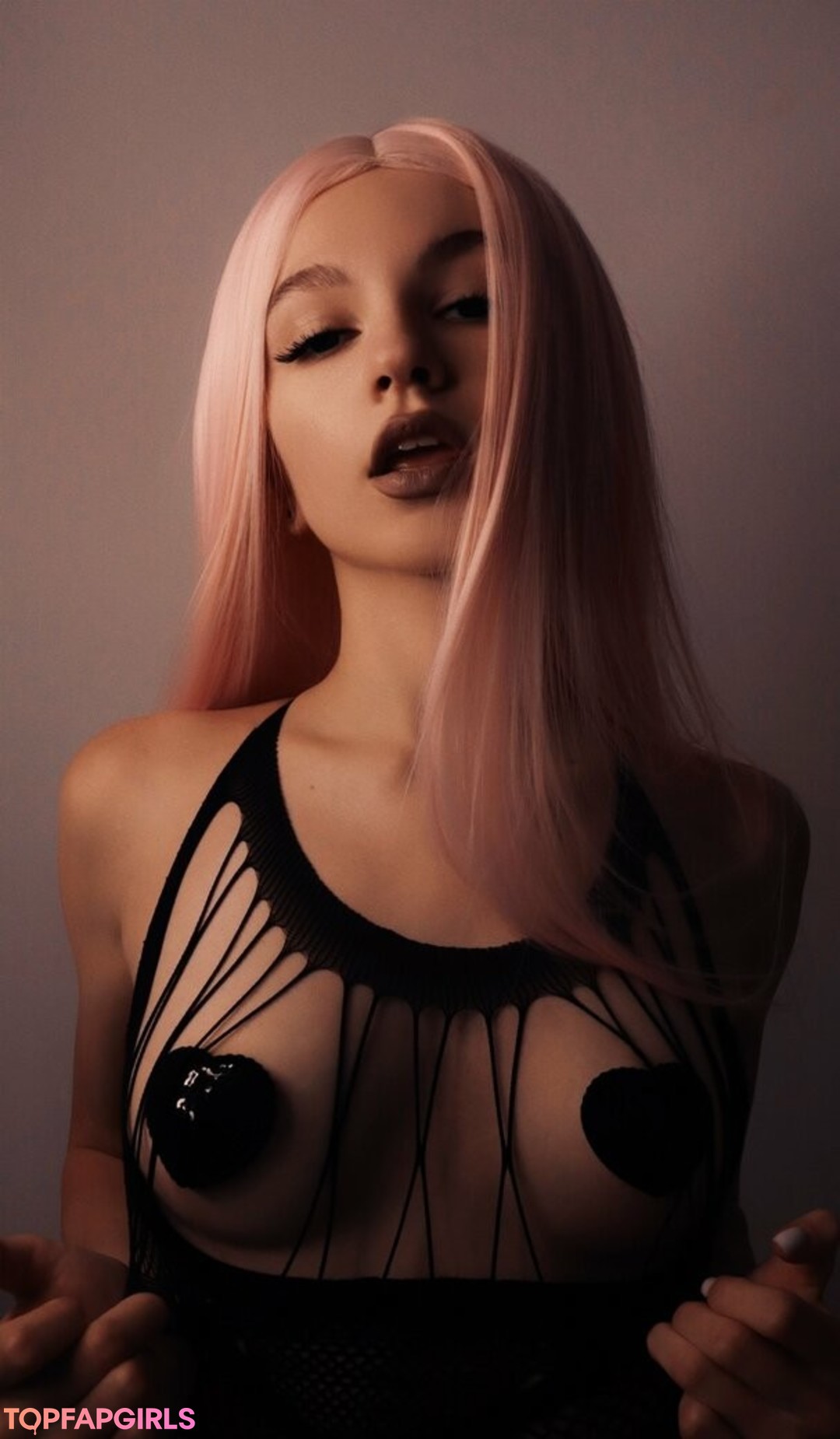 Naakte gelekte OnlyFans-foto van Soly Asmr #1684
