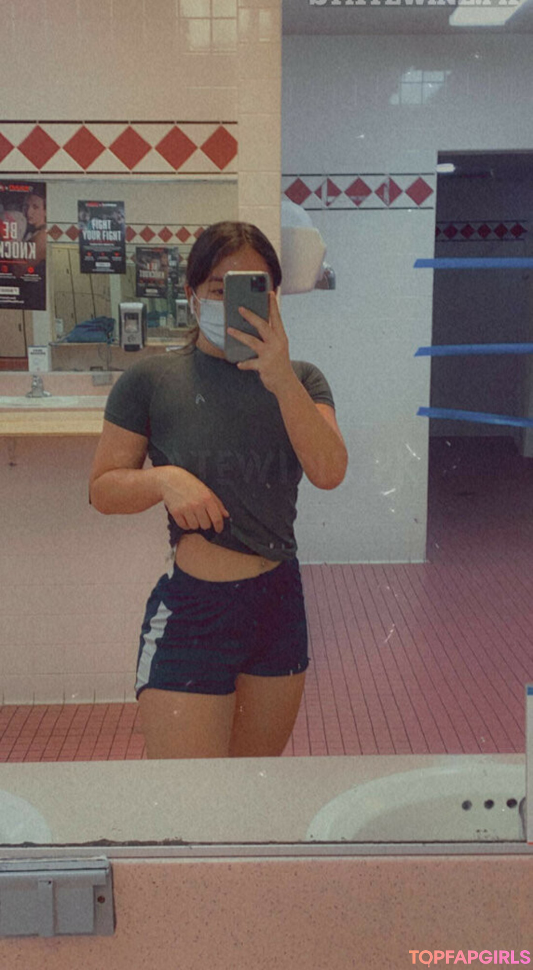 Naakte gelekte OnlyFans-foto van Eliza Chau #167