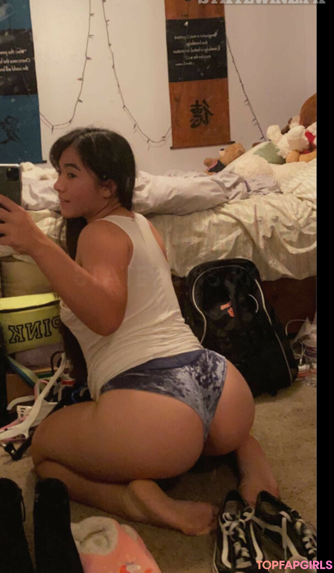 Naakte gelekte OnlyFans-foto van Eliza Chau #176