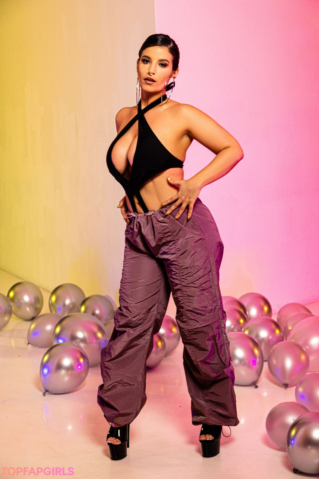 Naakte gelekte OnlyFans-foto van Lasirena69 #191