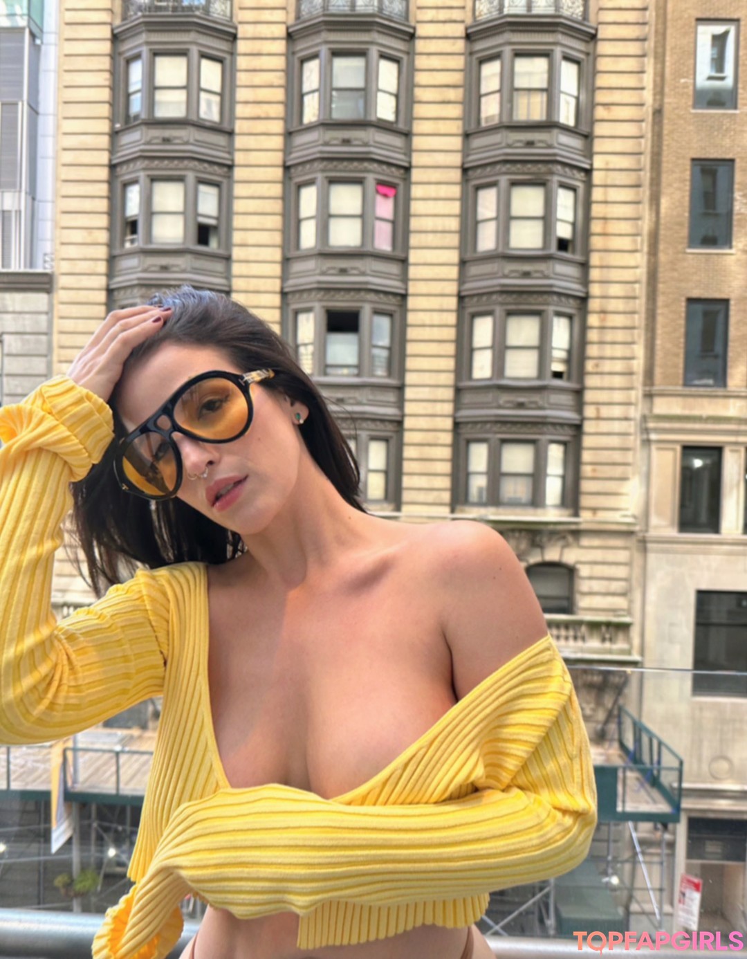 Naakte gelekte OnlyFans-foto van Lasirena69 #235