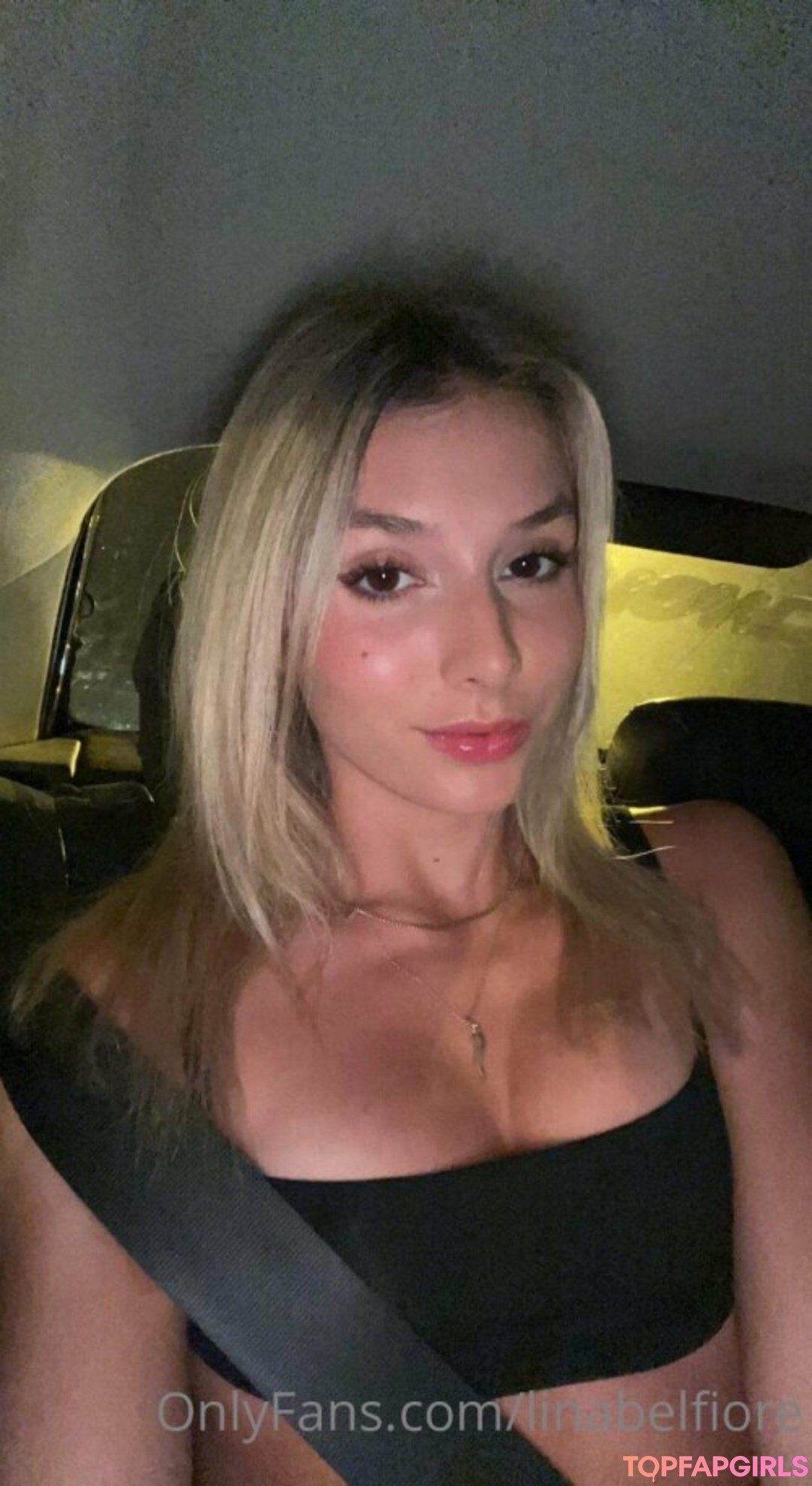 Naakte gelekte OnlyFans-foto van Lina Belfiore #17