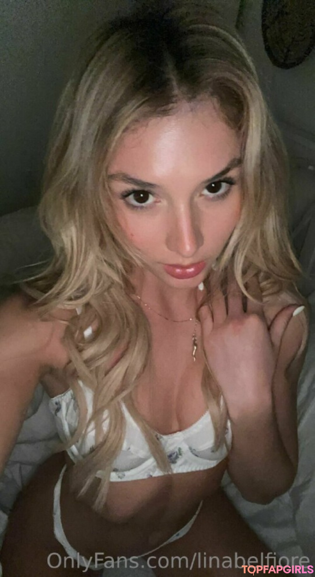 Naakte gelekte OnlyFans-foto van Lina Belfiore #239