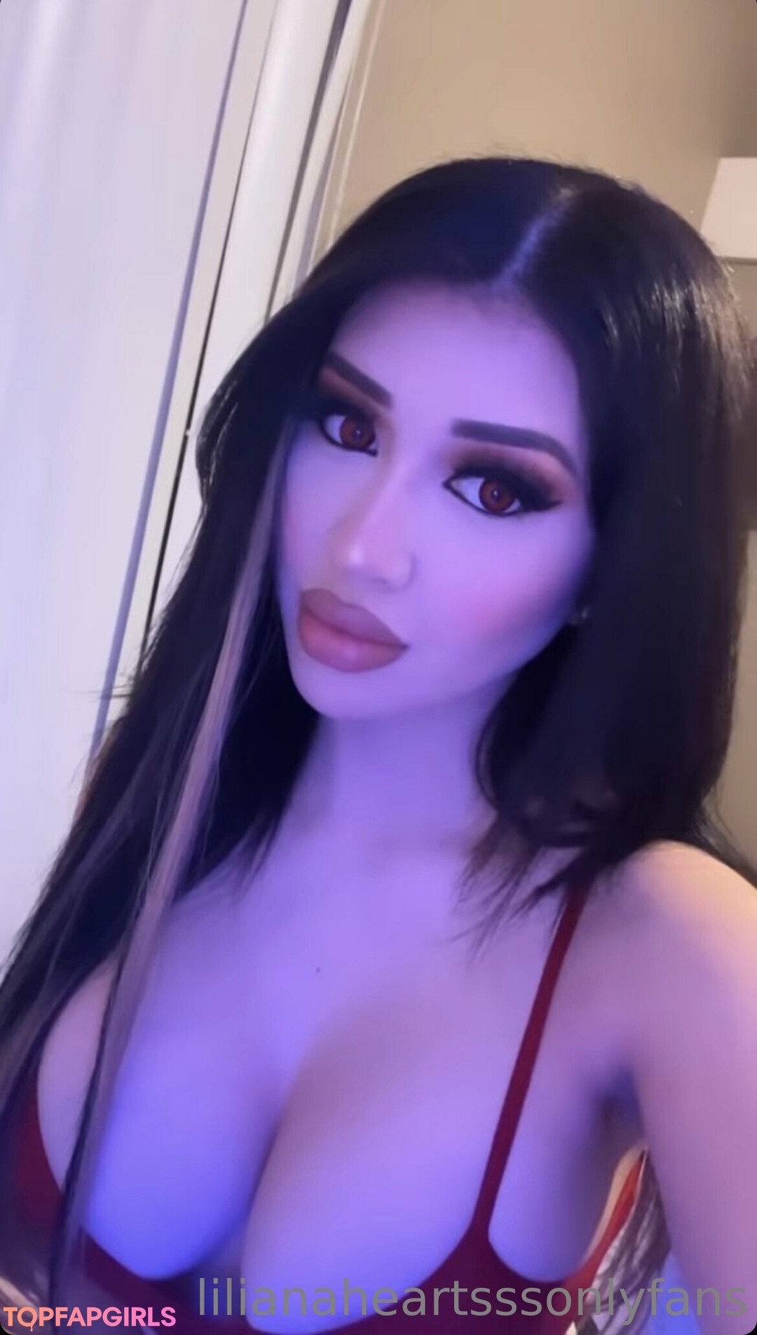 Naakte gelekte OnlyFans-foto van Lilianaheartsss #522