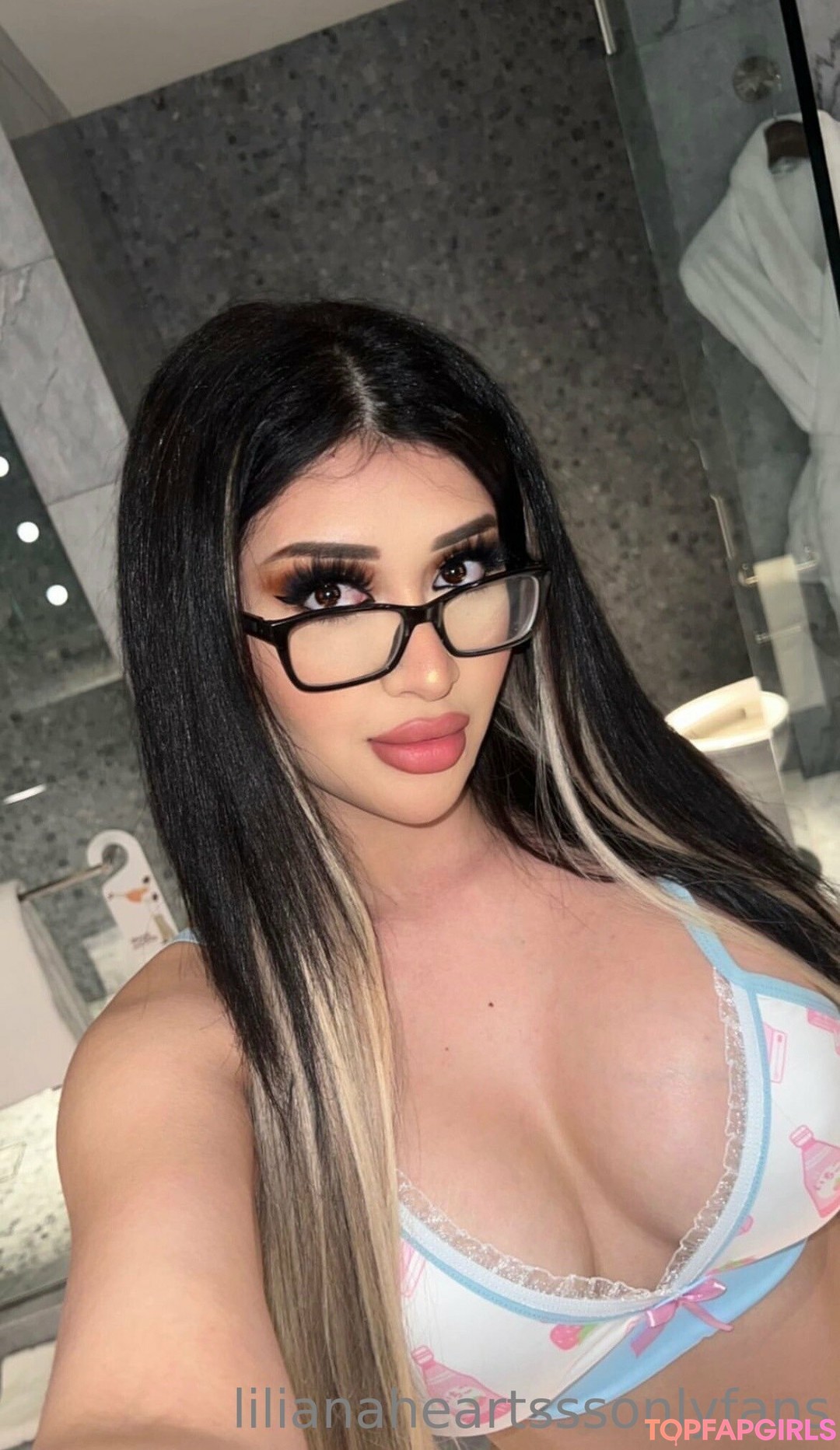 Naakte gelekte OnlyFans-foto van Lilianaheartsss #832