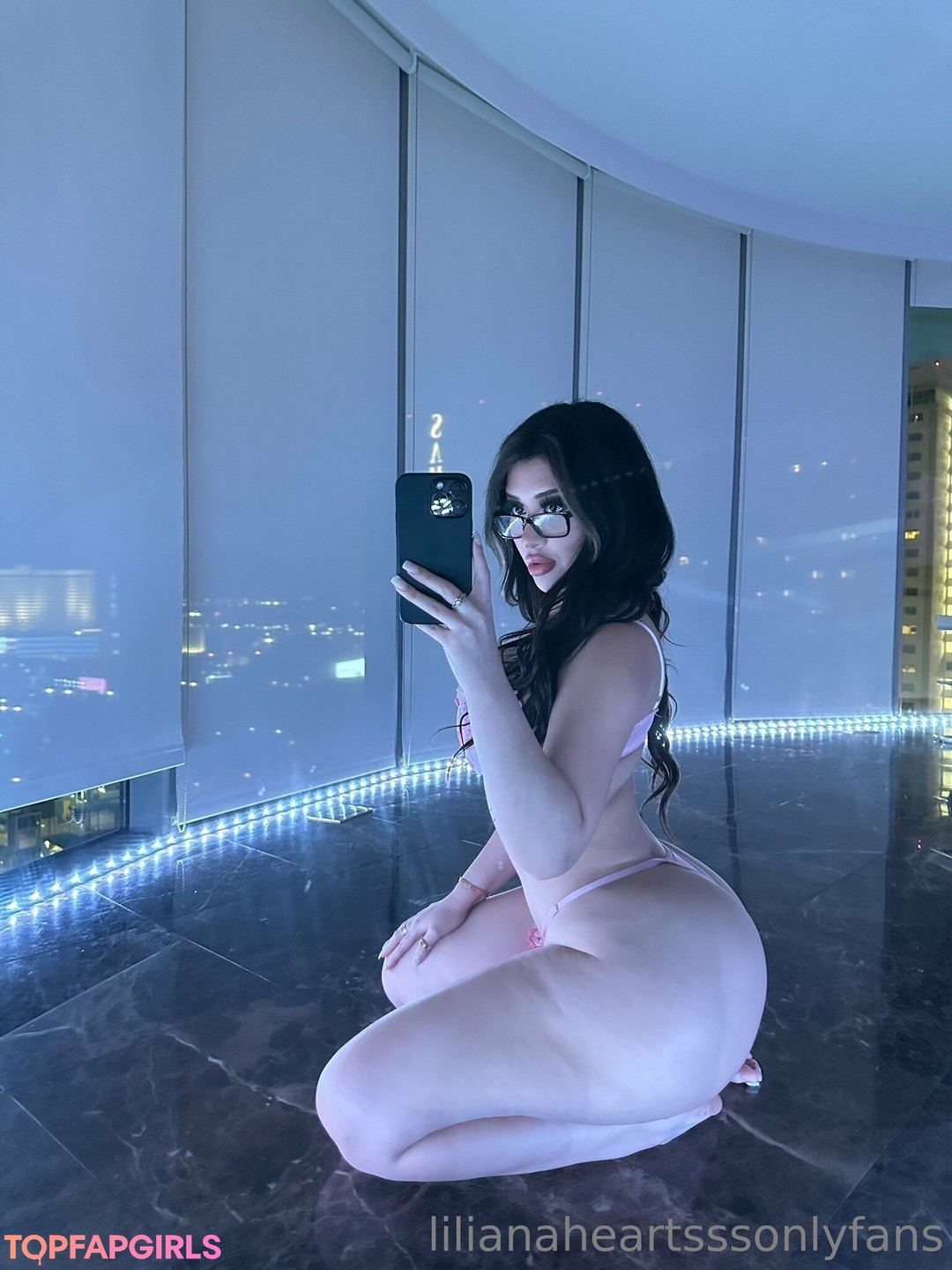 Naakte gelekte OnlyFans-foto van Lilianaheartsss #1343