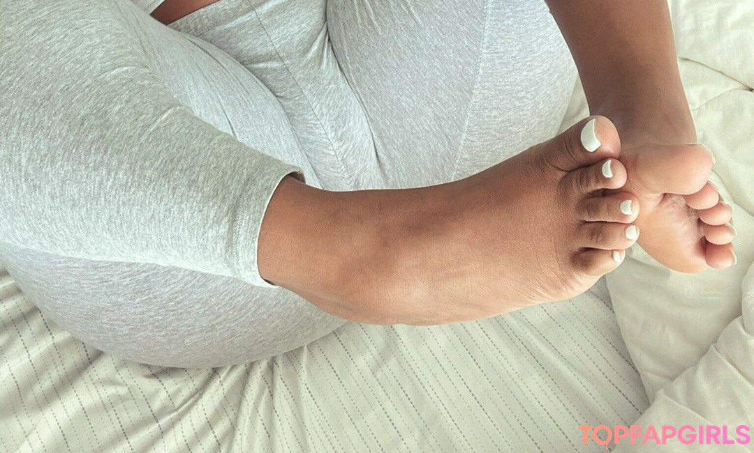 Naakte gelekte OnlyFans-foto van Eatmahkandy #99