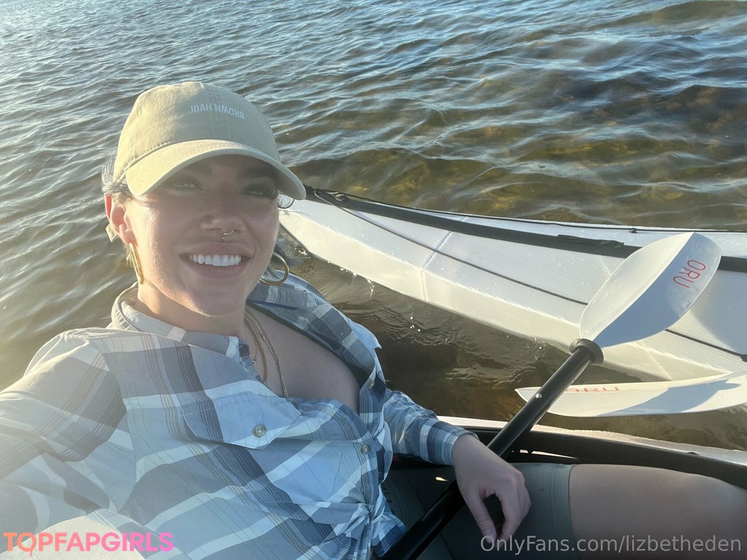 Naakte gelekte OnlyFans-foto van Lizbeth Eden #155