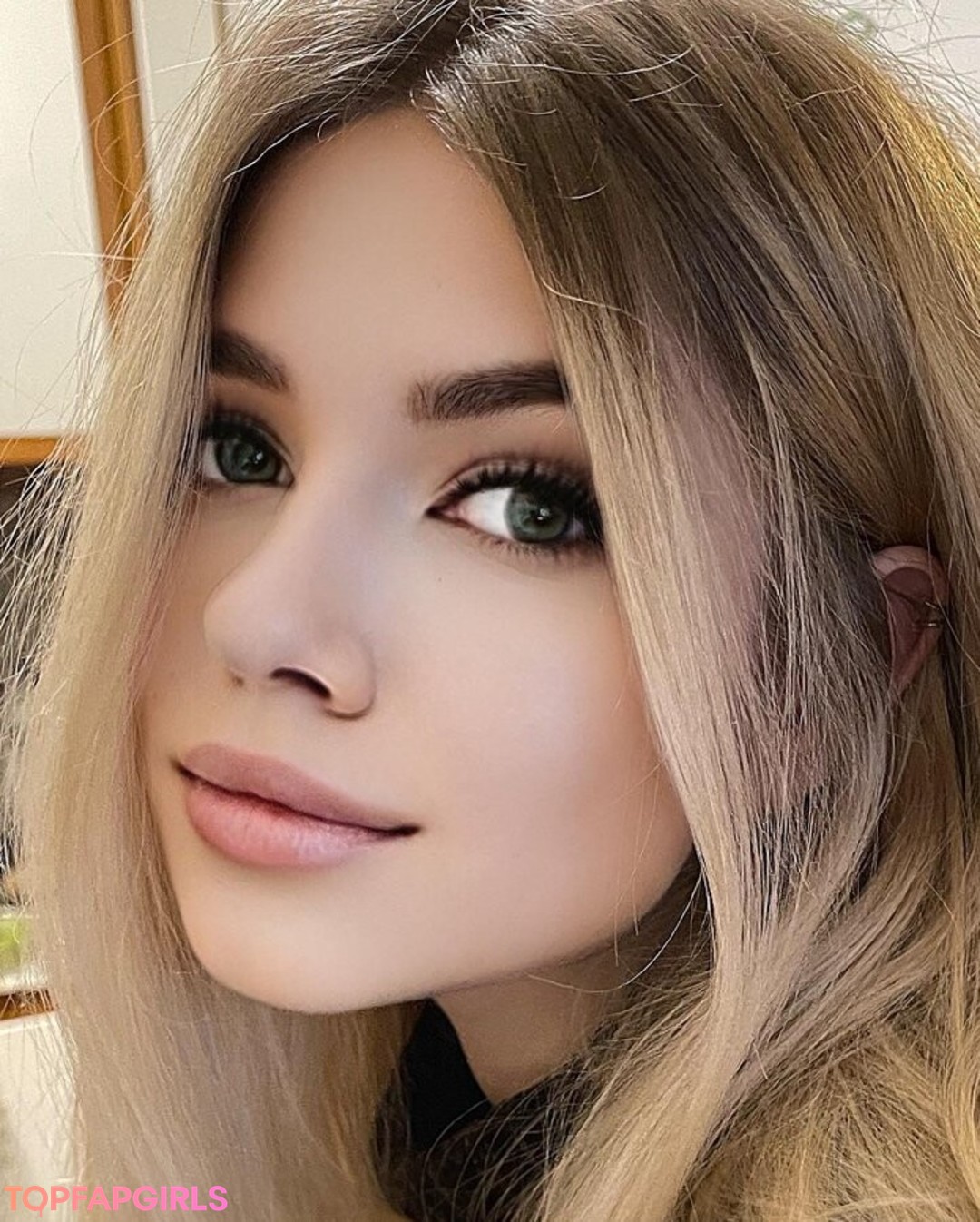 Naakte gelekte OnlyFans-foto van Mavpochka #366