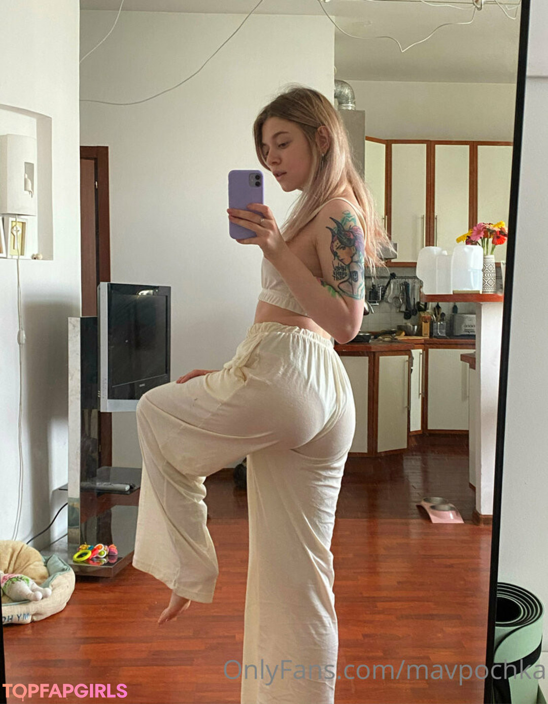 Naakte gelekte OnlyFans-foto van Mavpochka #581
