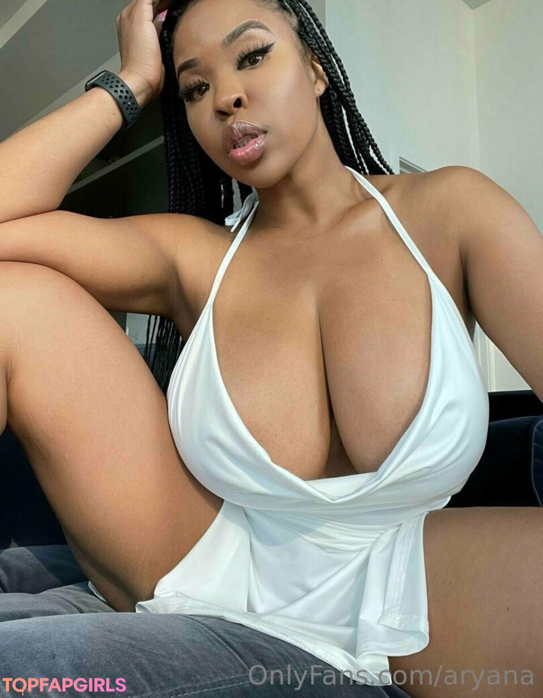Naakte gelekte OnlyFans-foto van Aryana #572