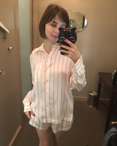 Naakte gelekte OnlyFans-foto van Liara Roux