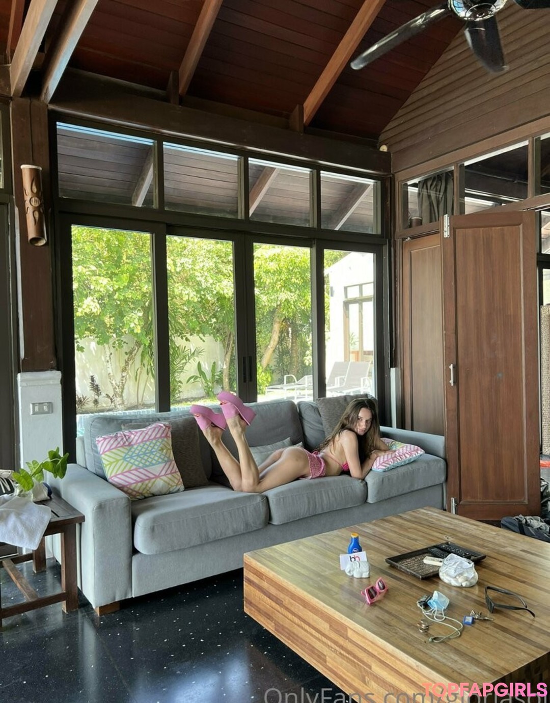 Naakte gelekte OnlyFans-foto van Gloria Sol #2072