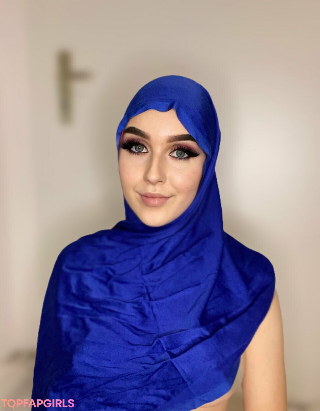 Naakte gelekte OnlyFans-foto van Fareeha Bakir #38