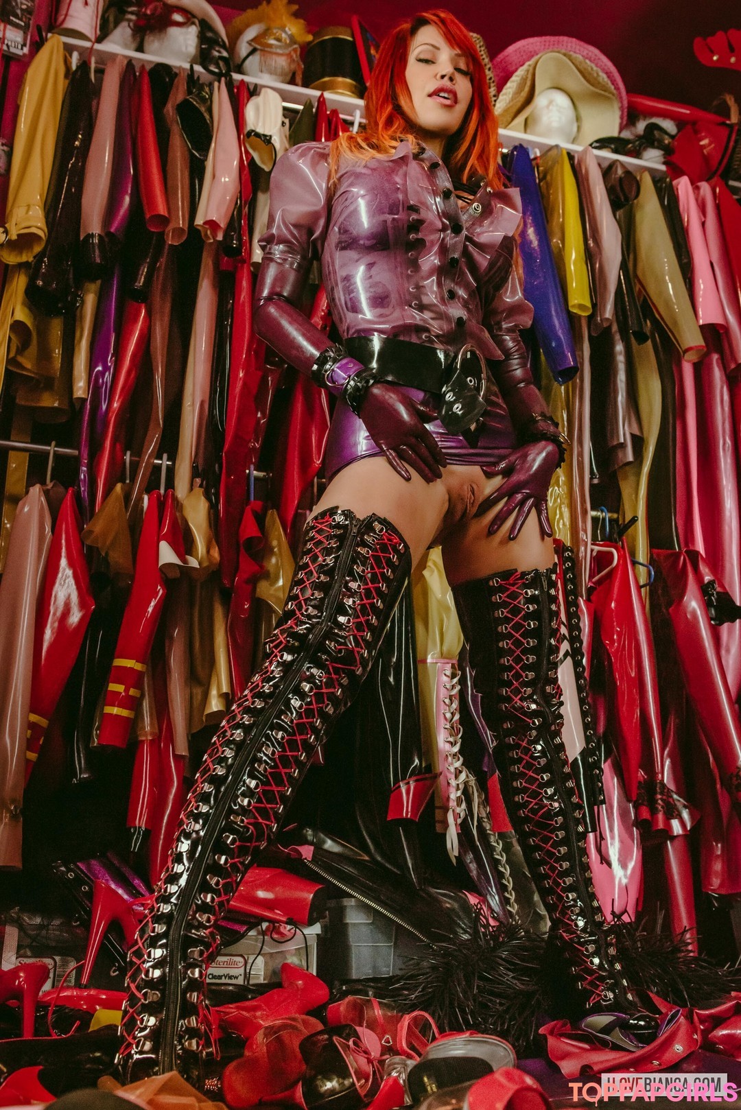 Naakte gelekte OnlyFans-foto van Bianca Beauchamp #477