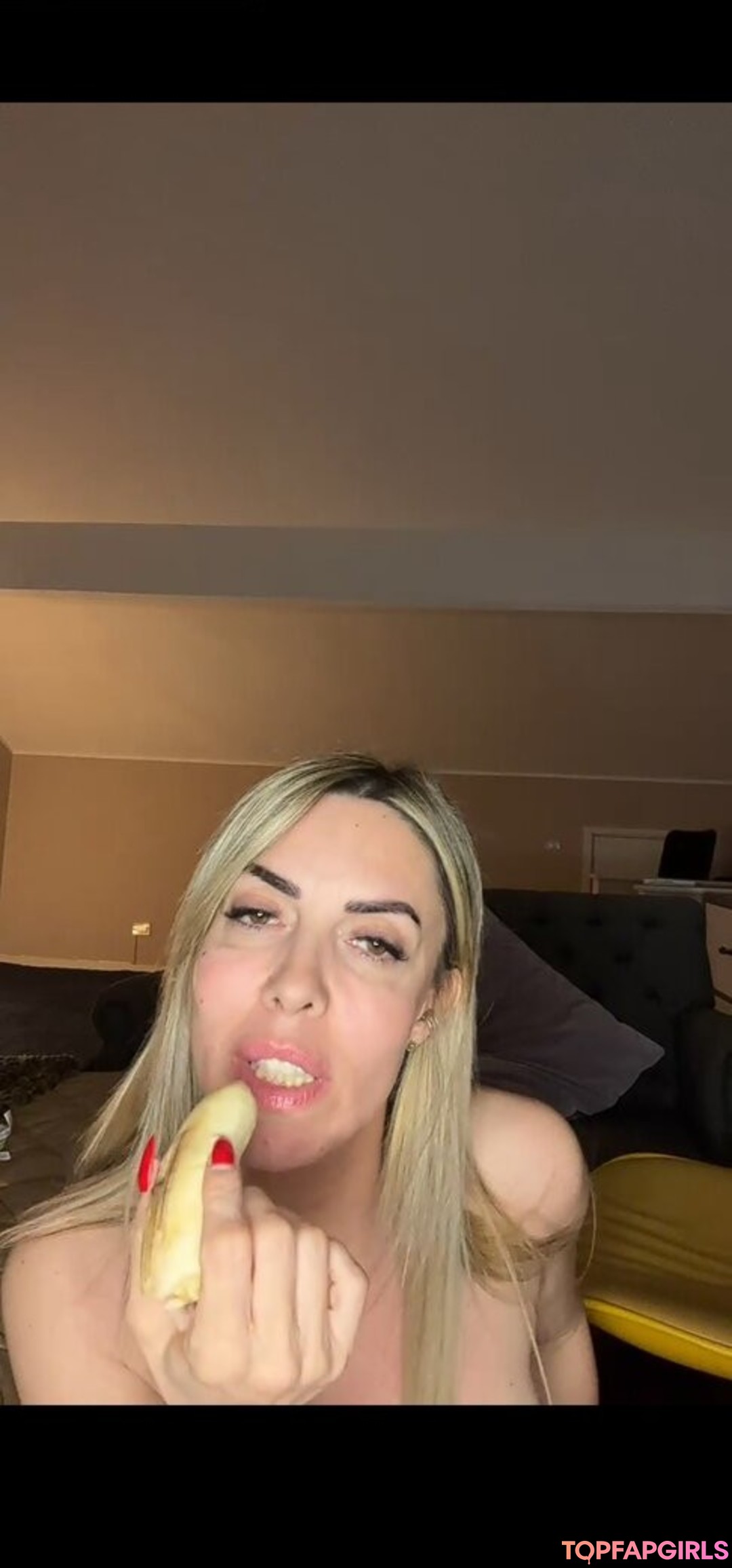 Naakte gelekte OnlyFans-foto van Emanuela Botto #68