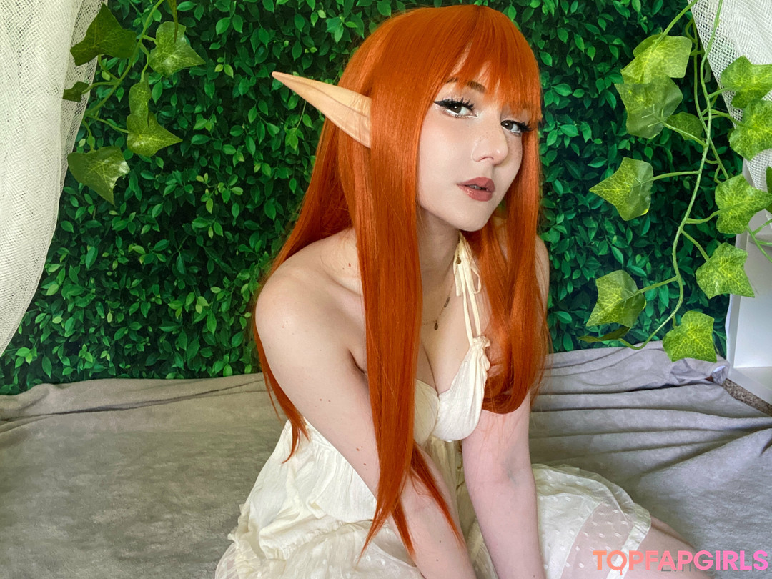 Naakte gelekte OnlyFans-foto van Emiigotchi #346