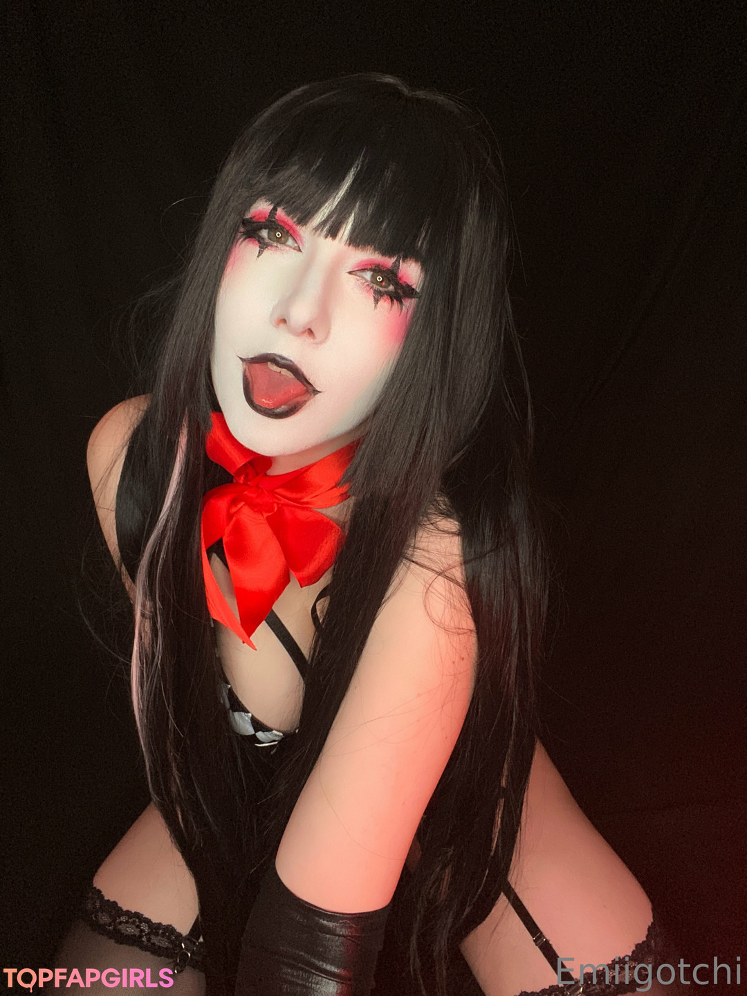 Naakte gelekte OnlyFans-foto van Emiigotchi #417