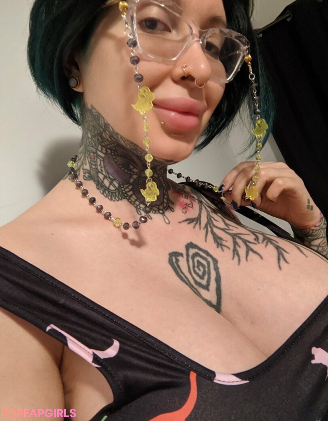 Naakte gelekte OnlyFans-foto van Ariane Saint Amour #1207