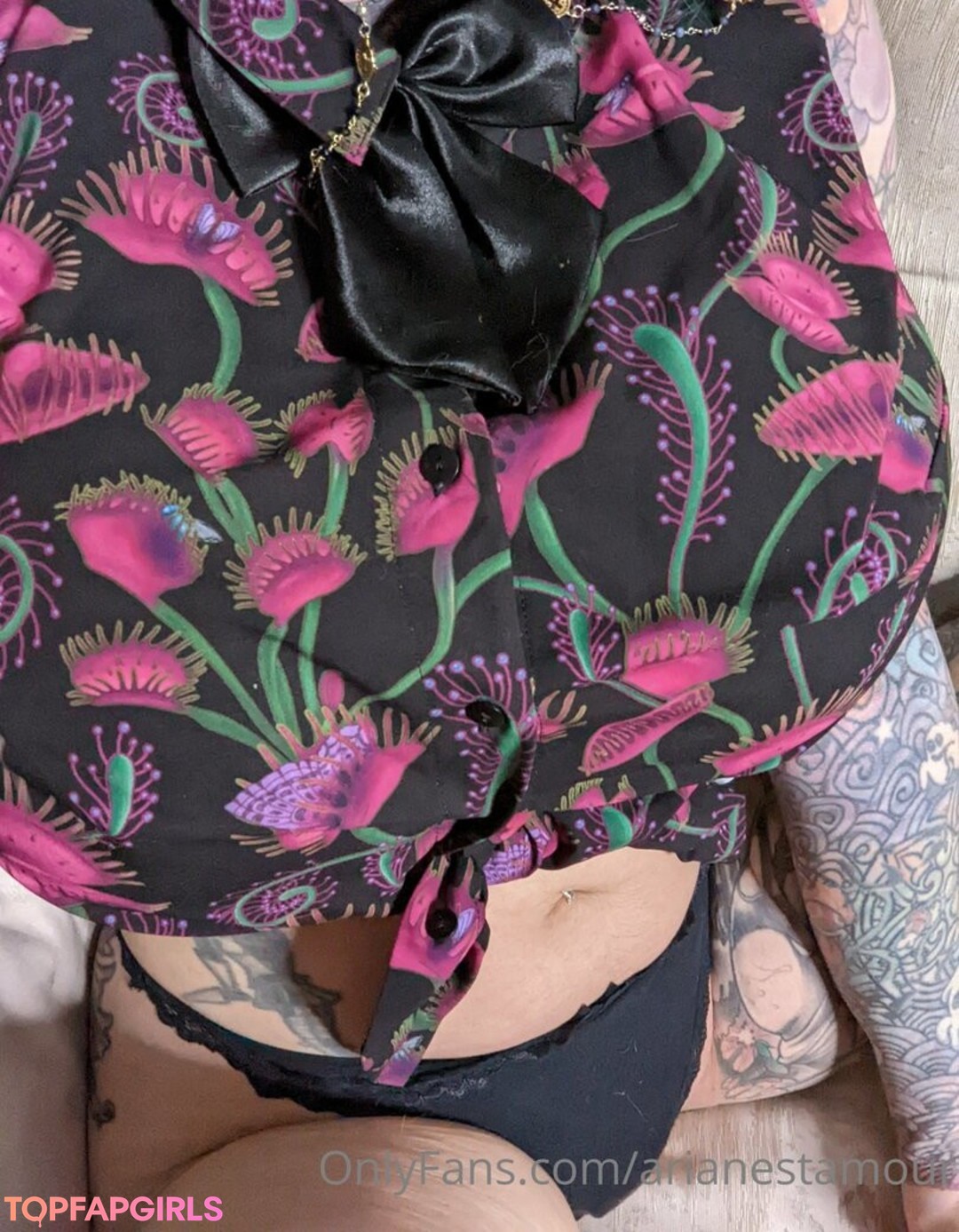 Naakte gelekte OnlyFans-foto van Ariane Saint Amour #1749