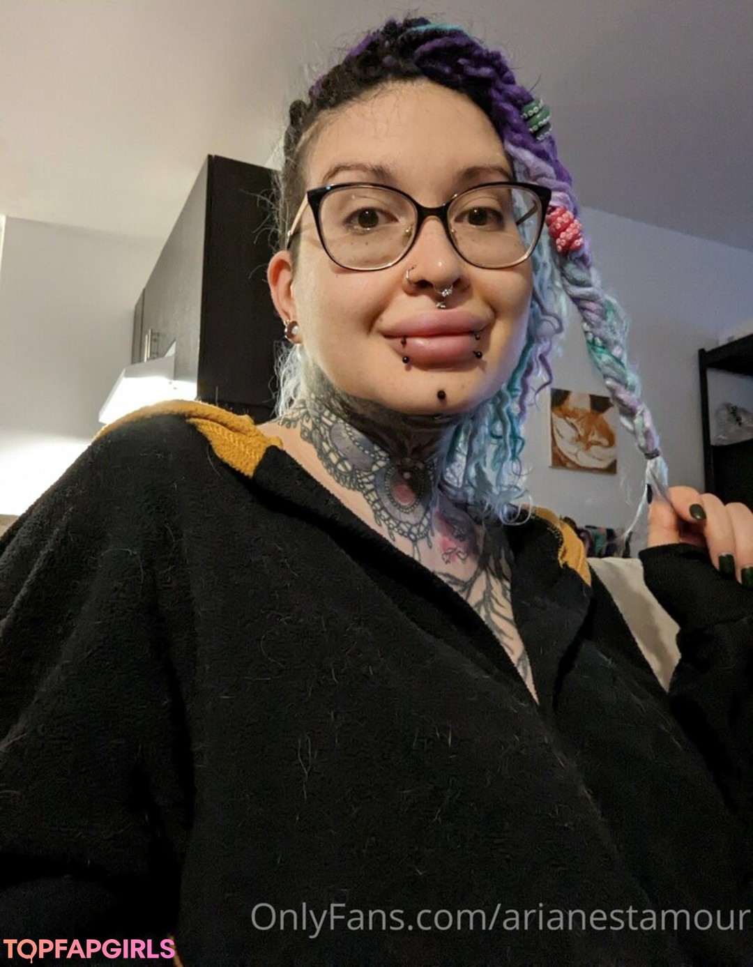 Naakte gelekte OnlyFans-foto van Ariane Saint Amour #2026