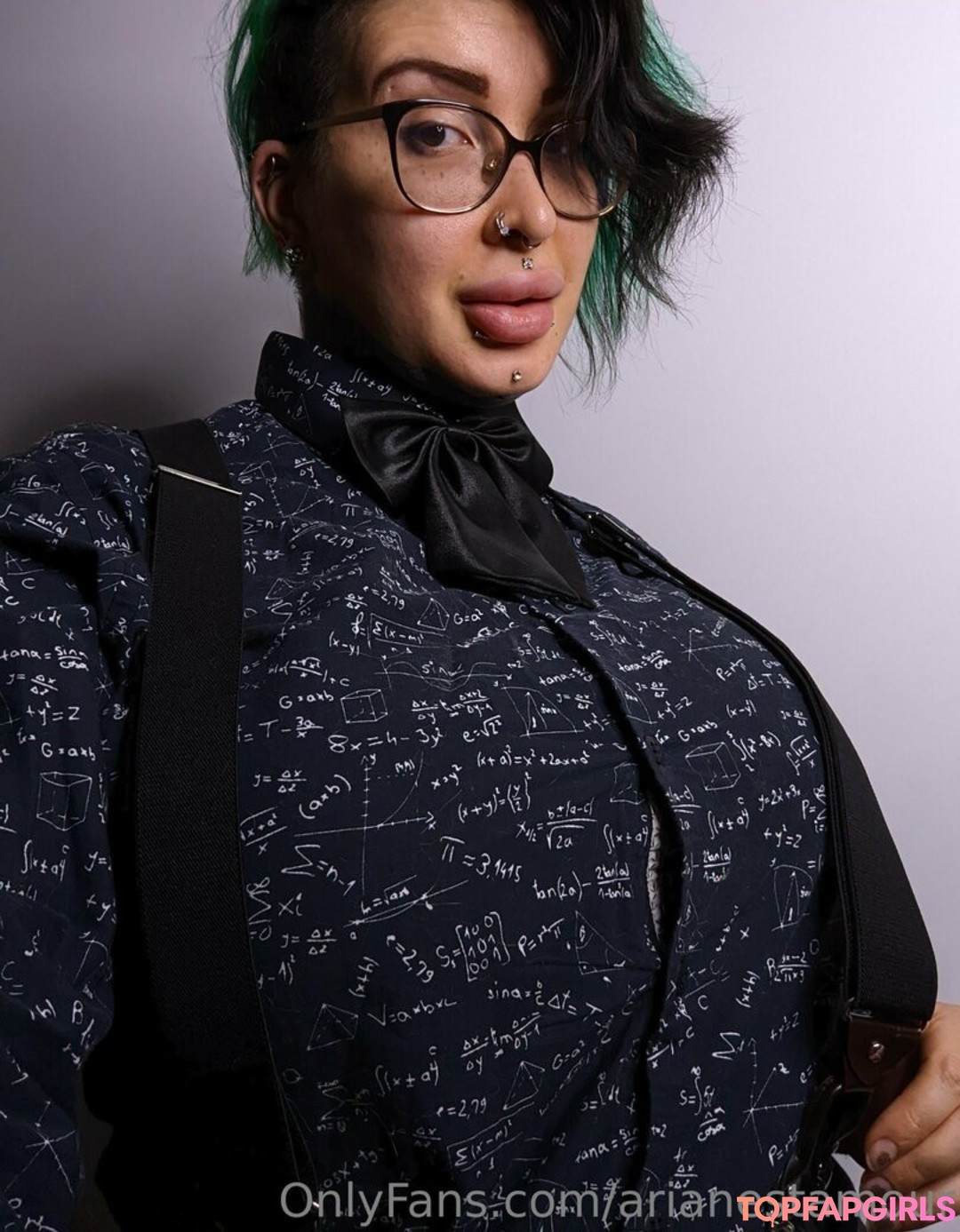 Naakte gelekte OnlyFans-foto van Ariane Saint Amour #2515