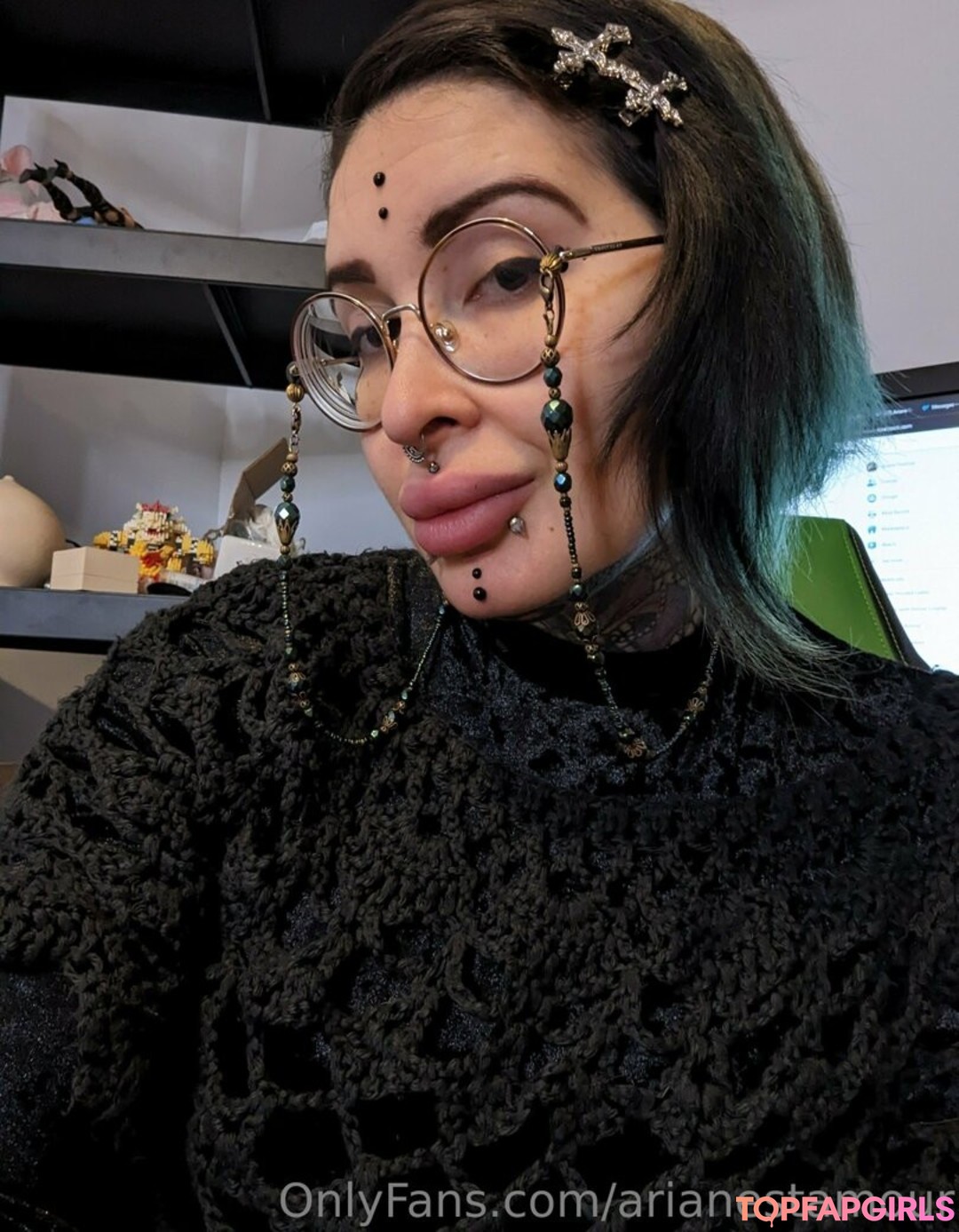 Naakte gelekte OnlyFans-foto van Ariane Saint Amour #2889