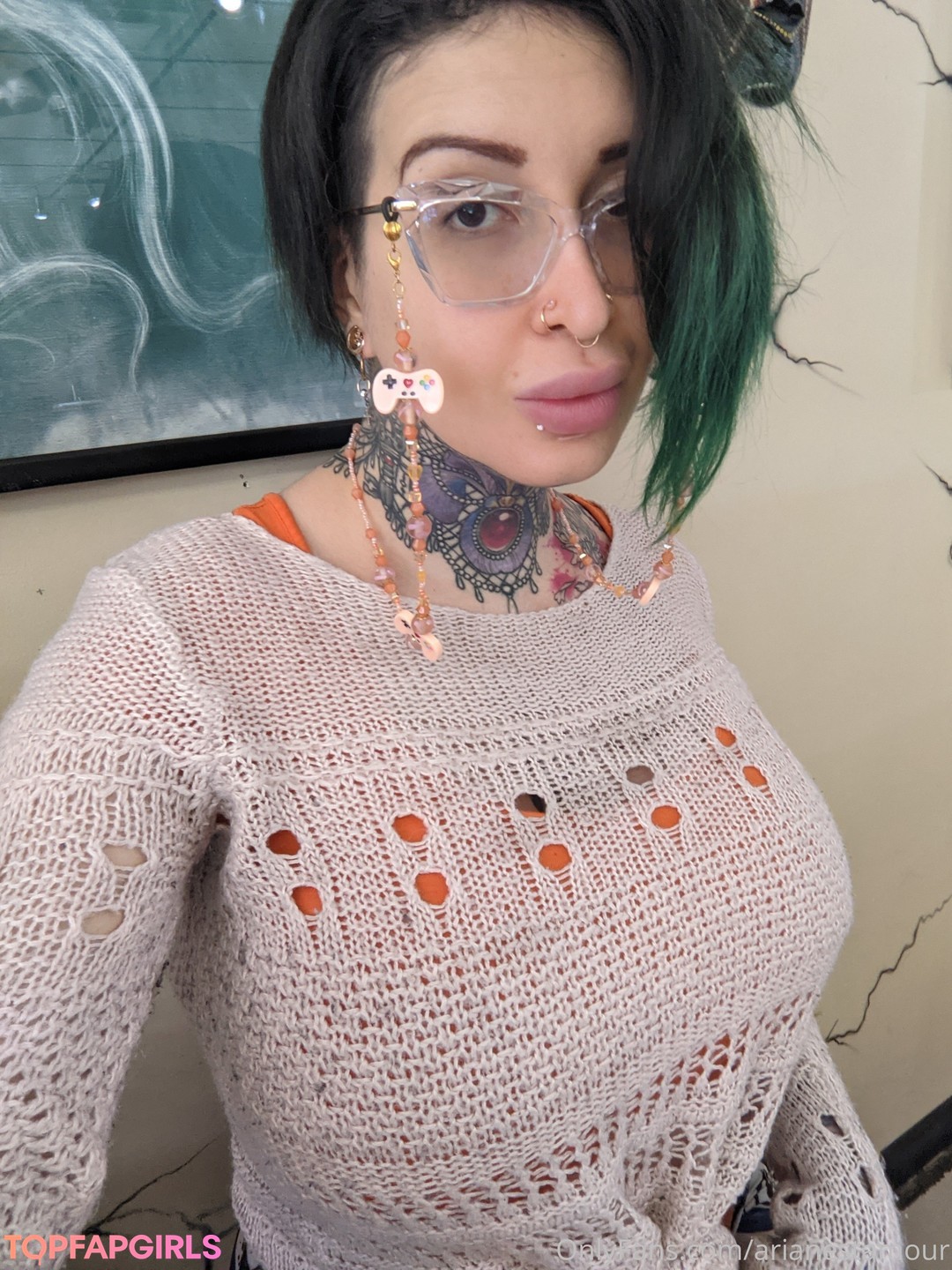 Naakte gelekte OnlyFans-foto van Ariane Saint Amour #517