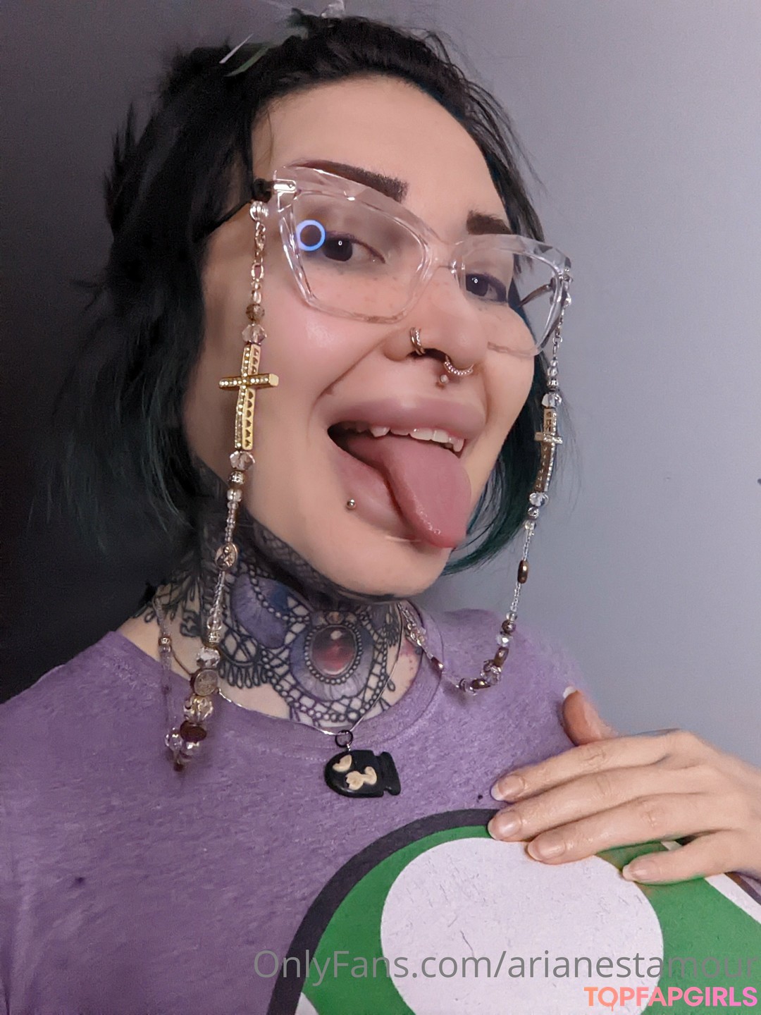 Naakte gelekte OnlyFans-foto van Ariane Saint Amour #534