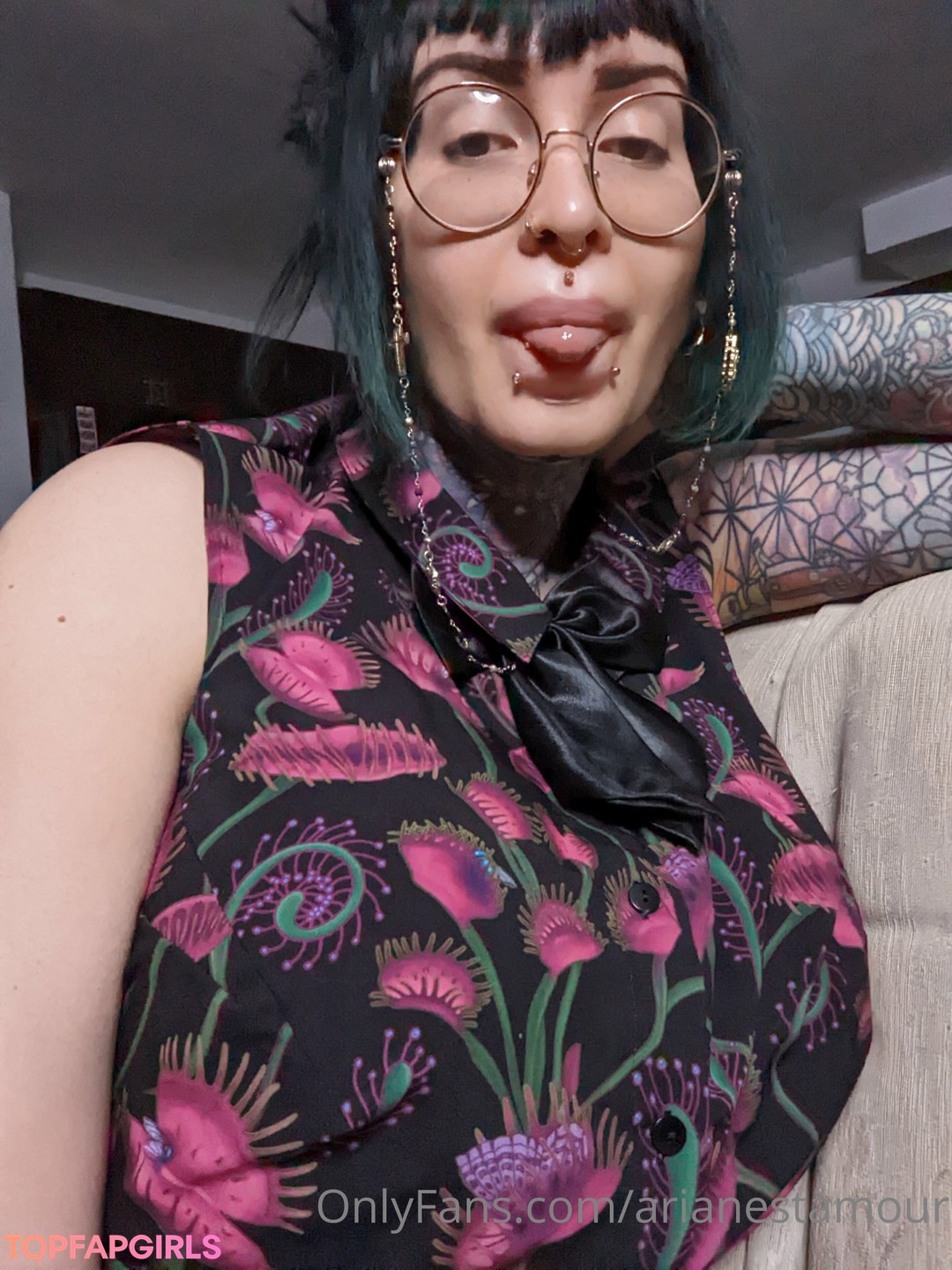 Naakte gelekte OnlyFans-foto van Ariane Saint Amour #590