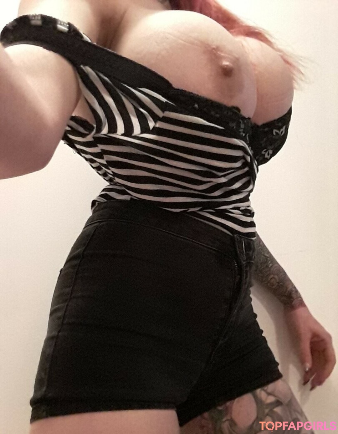 Naakte gelekte OnlyFans-foto van Ariane Saint Amour #3142