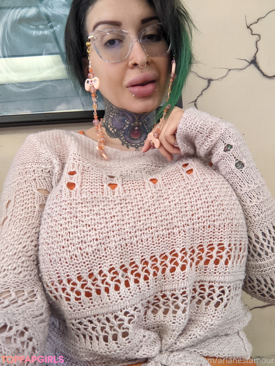 Naakte gelekte OnlyFans-foto van Ariane Saint Amour #445